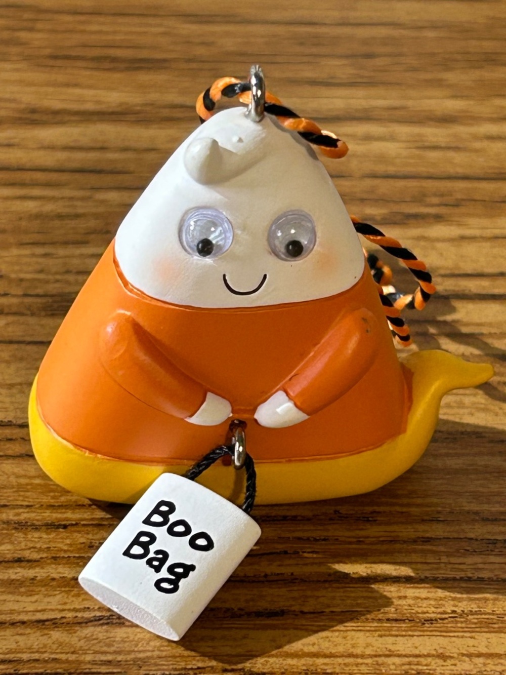 EUC* Hallmark Halloween Candy Corn Hanging Ornament w/ "Boo Bag"